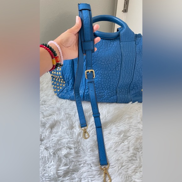 🥳LAST CHANCE 🥳 MCM Blue Leather Studded Design Large Tote Bag - Picture 16 of 17